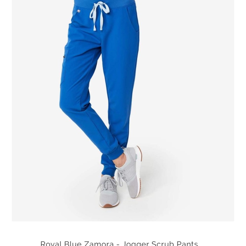 Figs jogger scrubs